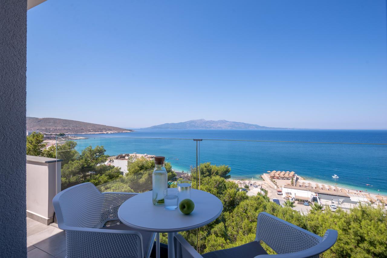 Glow Boutique & Sarande