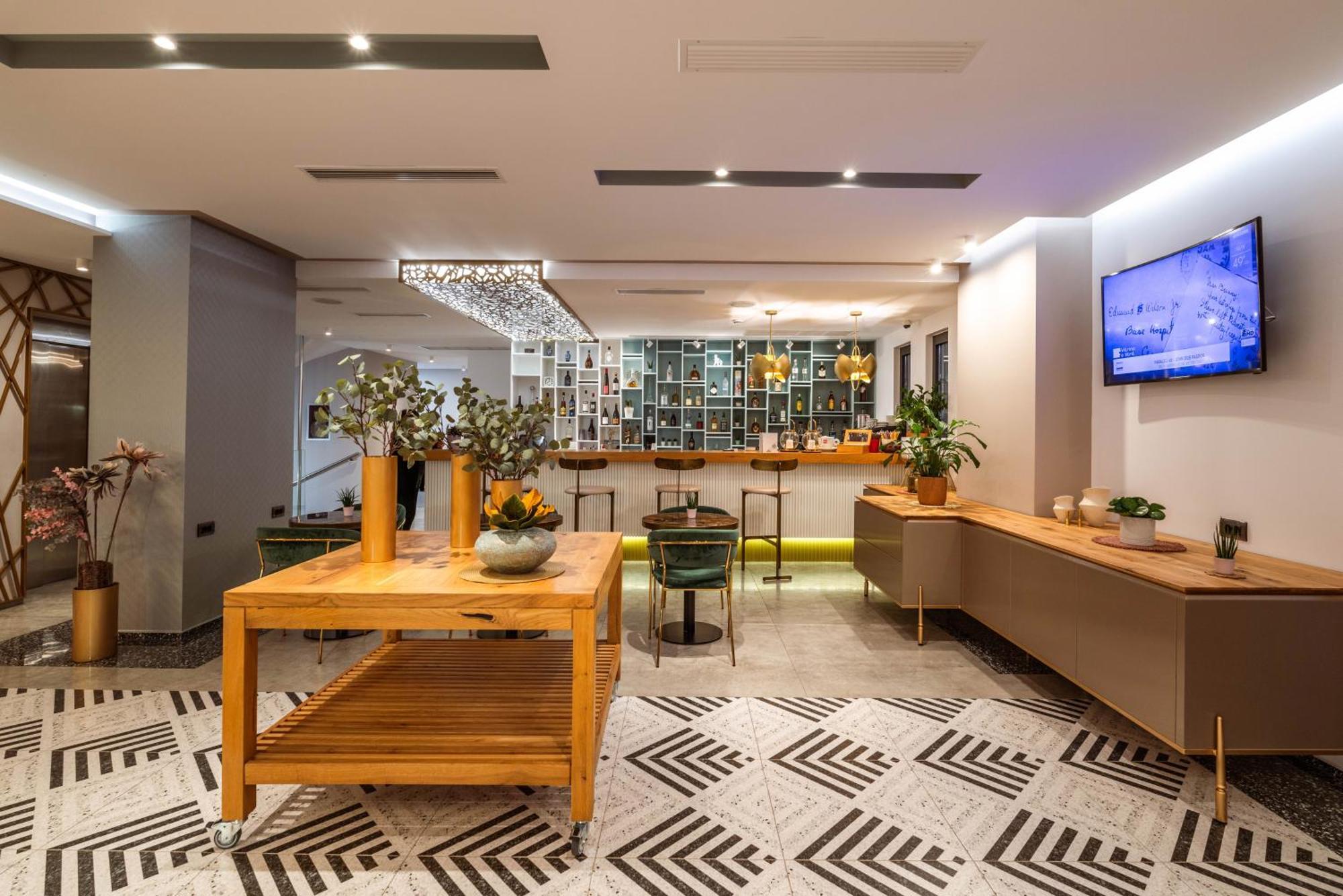Glow Boutique & Hotel