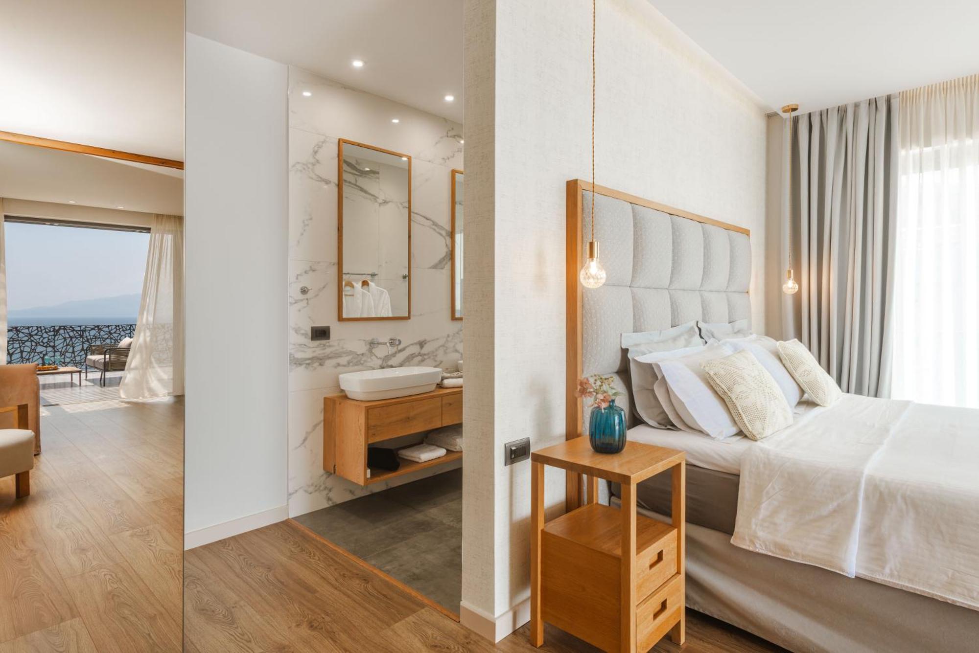 Glow Boutique & Hotel Sarandë