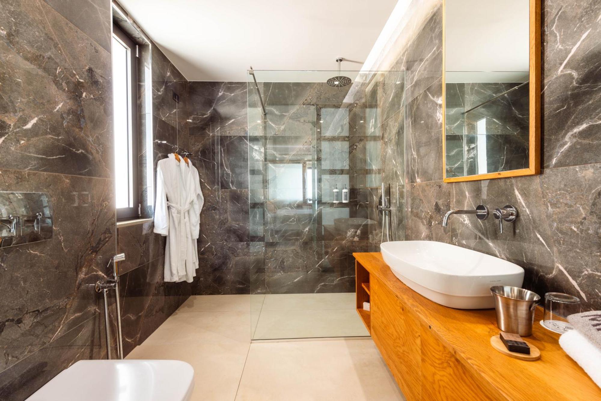 Hotel Glow Boutique & Sarandë