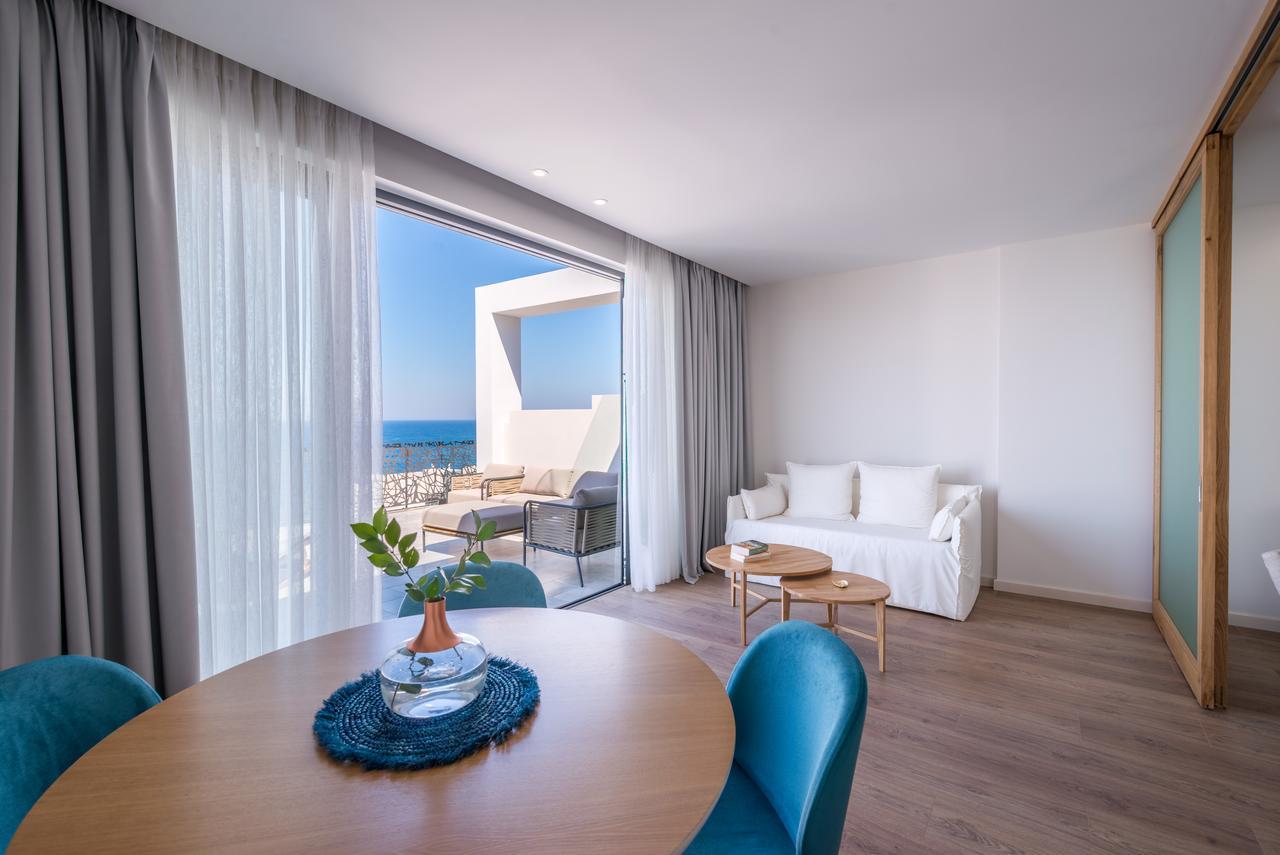 Glow Boutique & Hotel 4*
