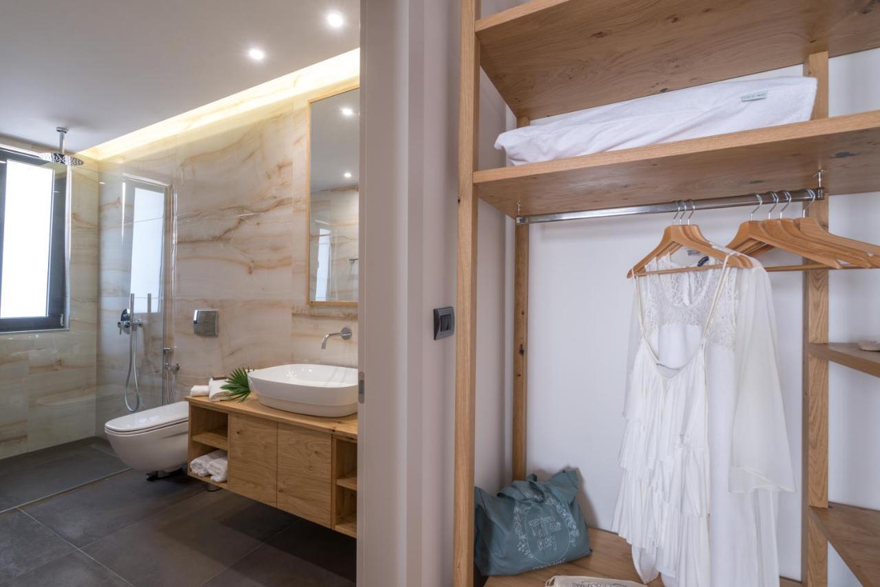 Glow Boutique & 4*
