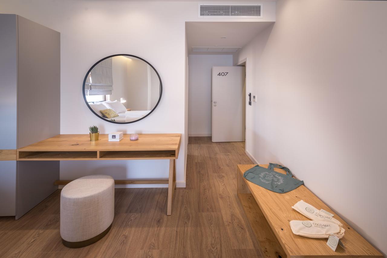 Glow Boutique & 4*
