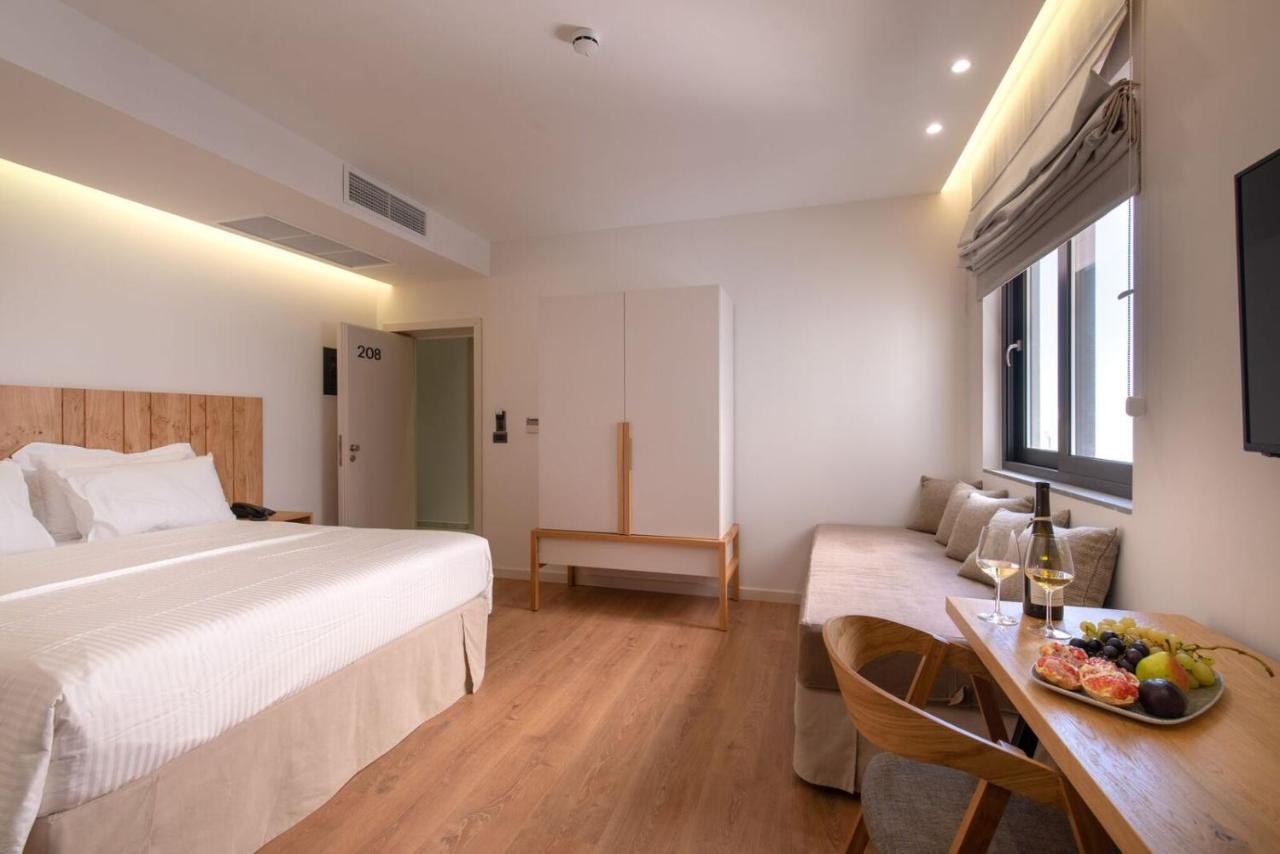 Hotel Glow Boutique & Saranda